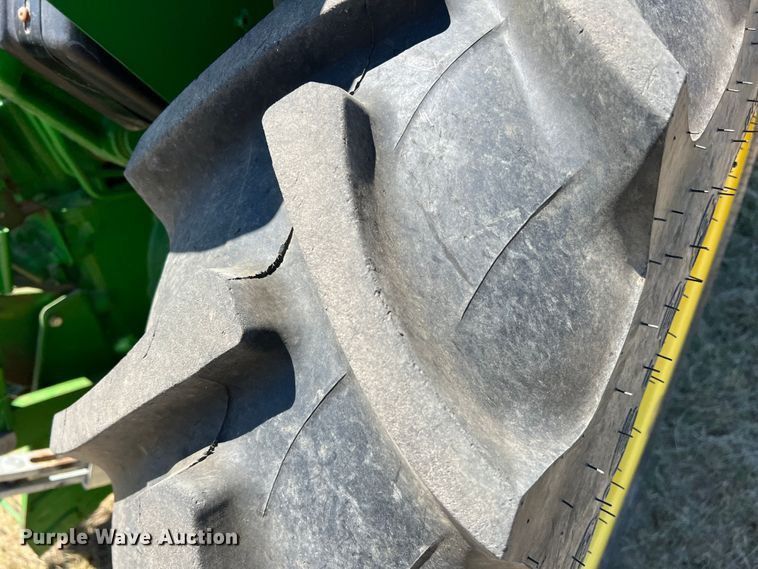 image for item DJ7700 2018 John Deere 5045E  MFWD tractor