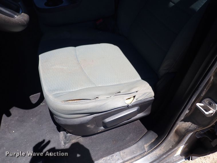 image for item DJ7702 2013 Dodge Ram 1500  Quad Cab pickup truck