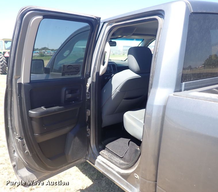 image for item DJ7702 2013 Dodge Ram 1500  Quad Cab pickup truck