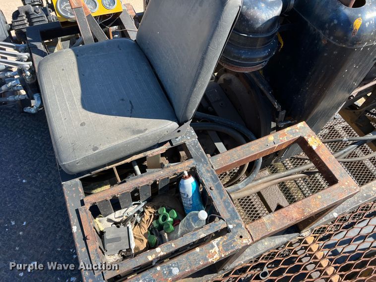 image for item DJ7703 2010 Behnke  sprayer trailer