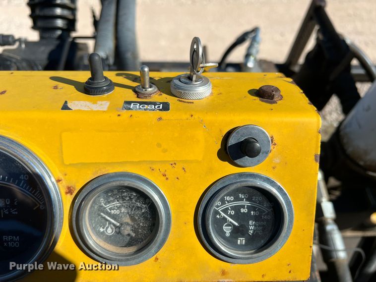 image for item DJ7703 2010 Behnke  sprayer trailer