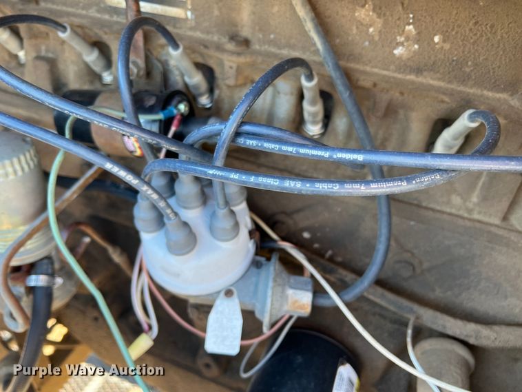 image for item DJ7703 2010 Behnke  sprayer trailer