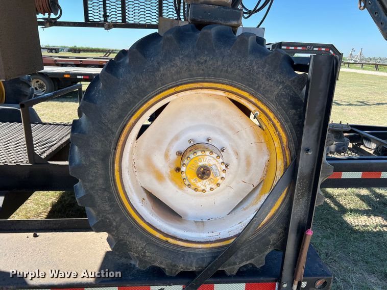 image for item DJ7703 2010 Behnke  sprayer trailer