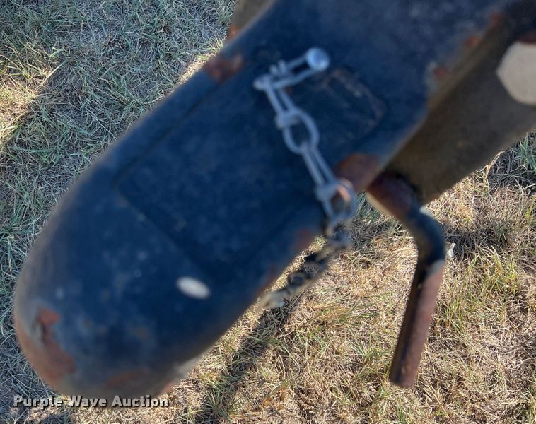 image for item DJ7703 2010 Behnke  sprayer trailer