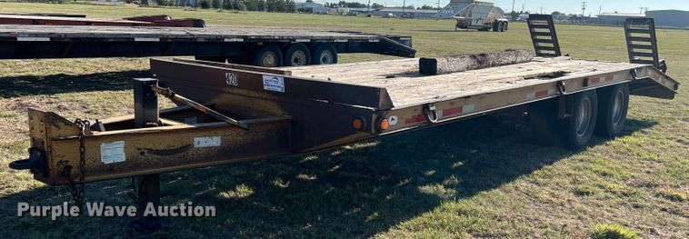 image for item DJ7704 2004 Belshe  equipment trailer