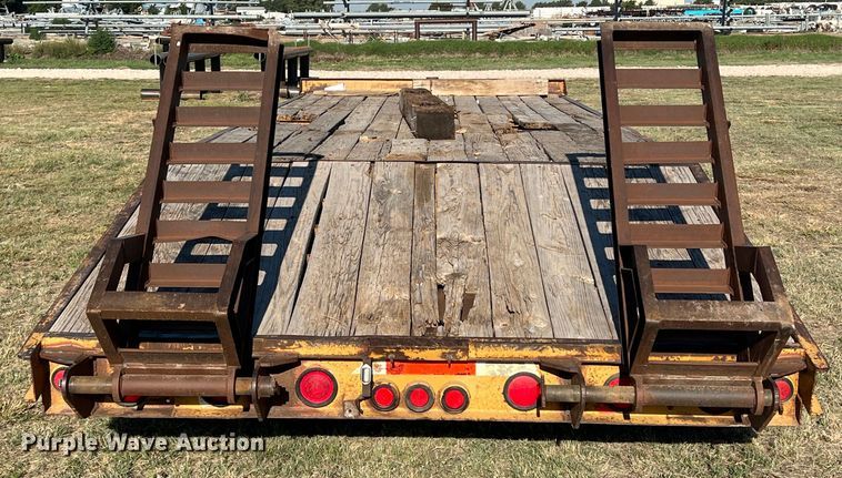 image for item DJ7704 2004 Belshe  equipment trailer