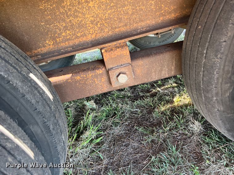 image for item DJ7704 2004 Belshe  equipment trailer