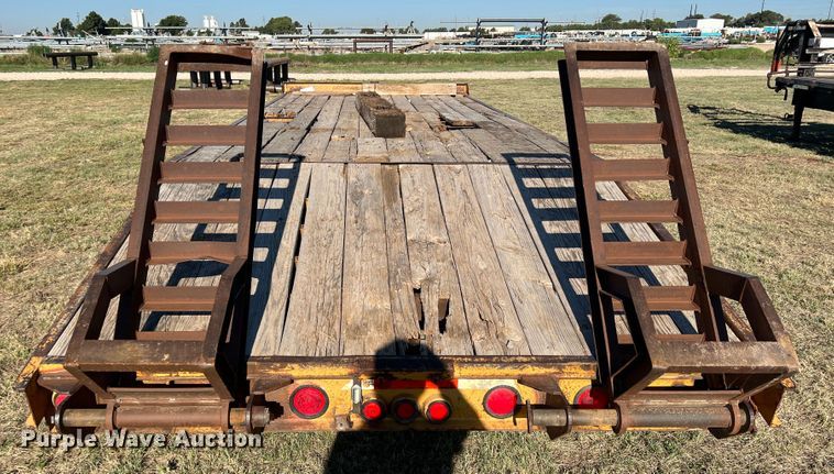 image for item DJ7704 2004 Belshe  equipment trailer