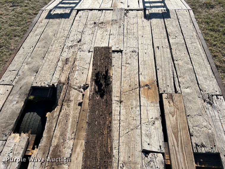 image for item DJ7704 2004 Belshe  equipment trailer