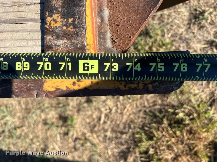 image for item DJ7704 2004 Belshe  equipment trailer