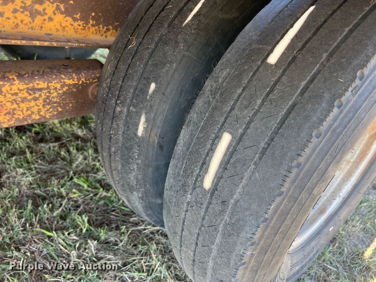 image for item DJ7704 2004 Belshe  equipment trailer