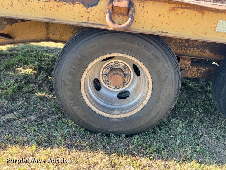 image for item DJ7704 2004 Belshe  equipment trailer