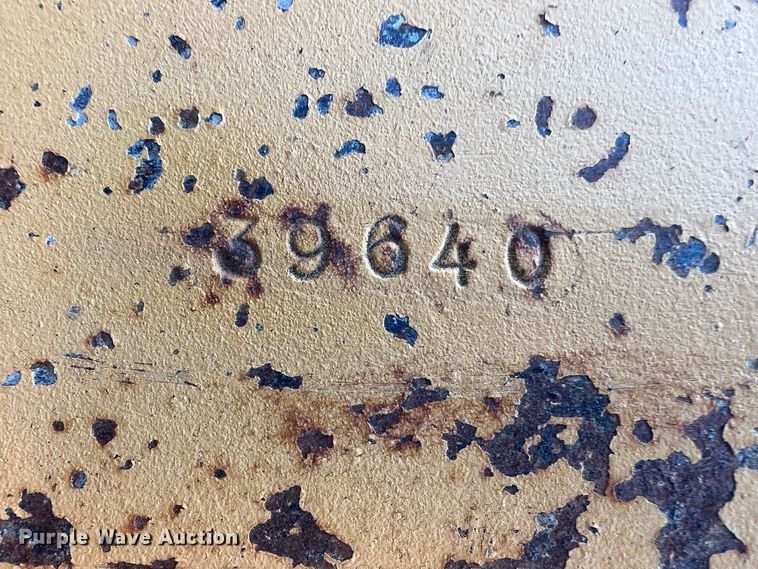 image for item DJ7704 2004 Belshe  equipment trailer