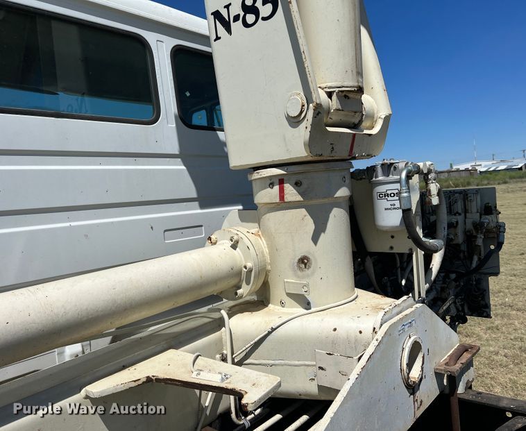 image for item DJ7707 2004 Freightliner FL70  crane truck