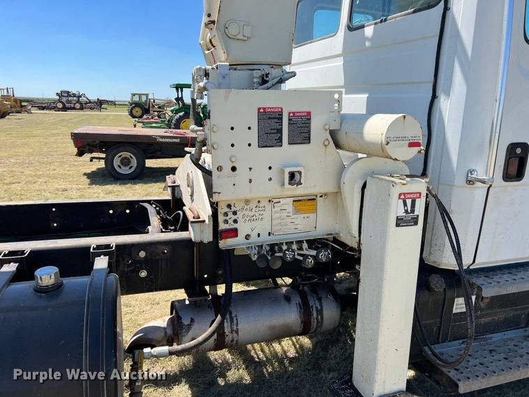 image for item DJ7707 2004 Freightliner FL70  crane truck