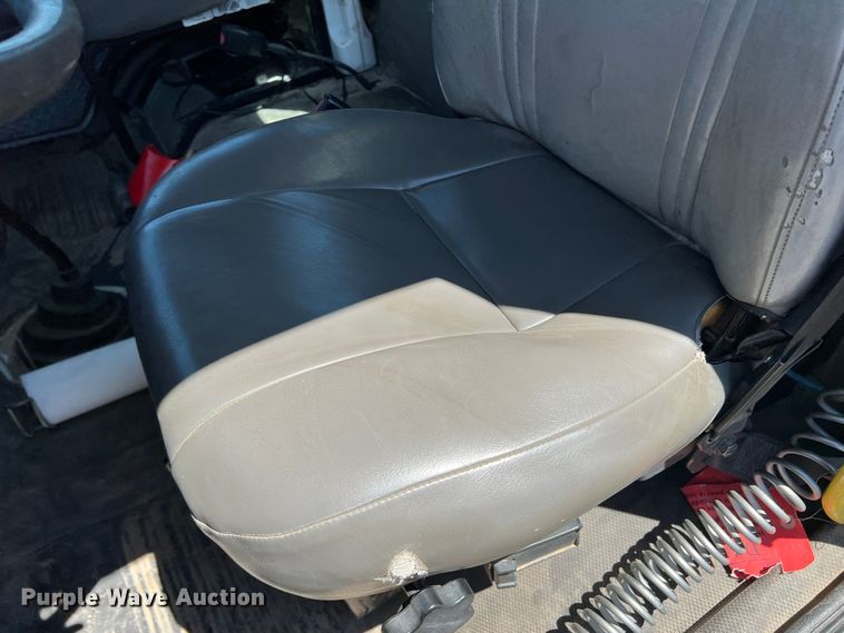 image for item DJ7707 2004 Freightliner FL70  crane truck