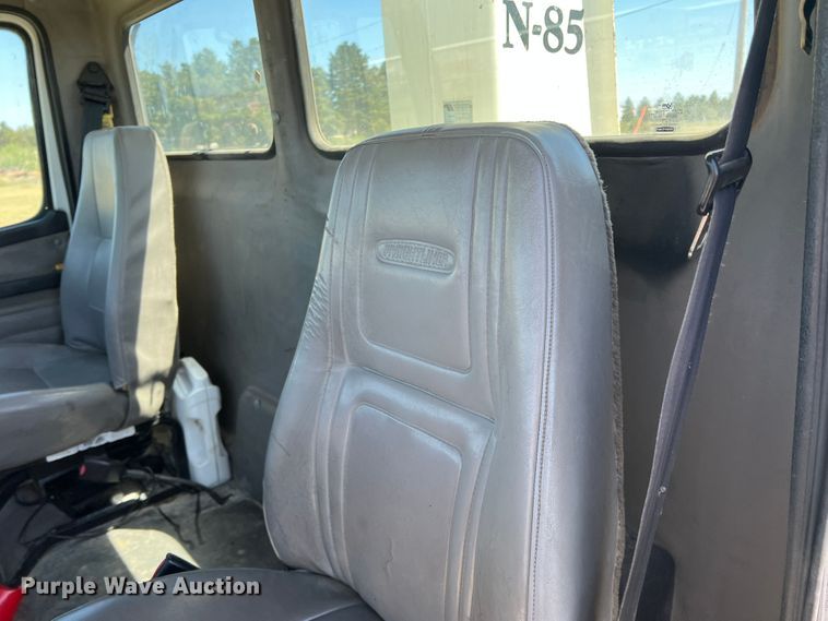 image for item DJ7707 2004 Freightliner FL70  crane truck