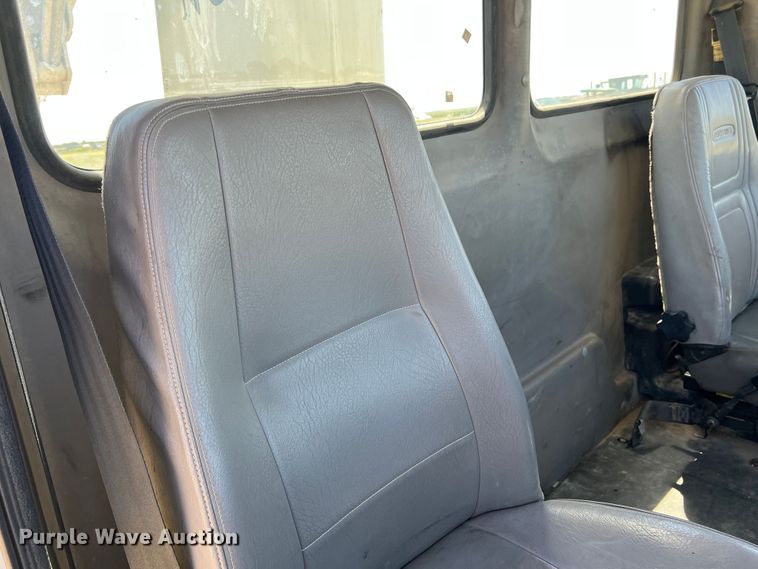 image for item DJ7707 2004 Freightliner FL70  crane truck