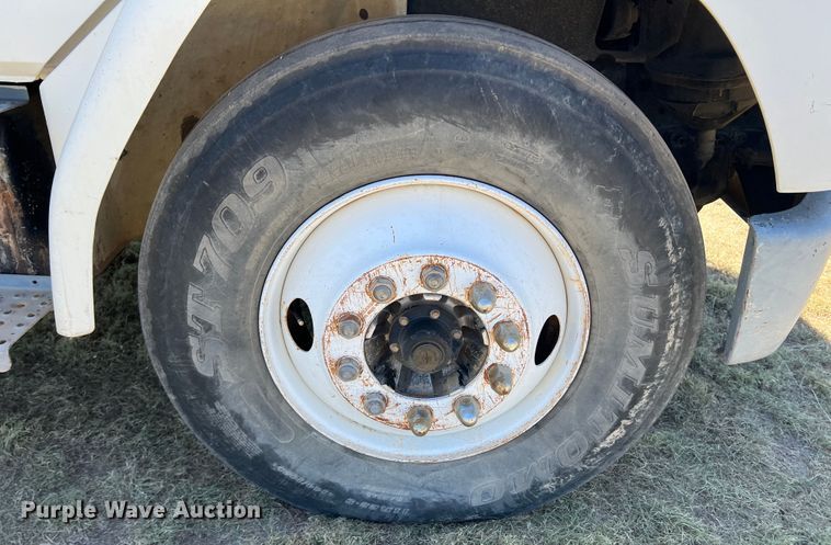 image for item DJ7707 2004 Freightliner FL70  crane truck