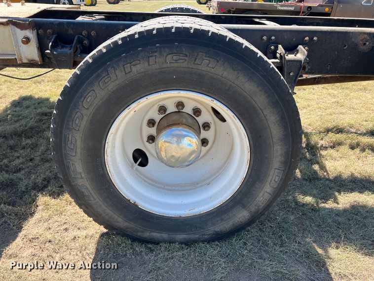 image for item DJ7707 2004 Freightliner FL70  crane truck