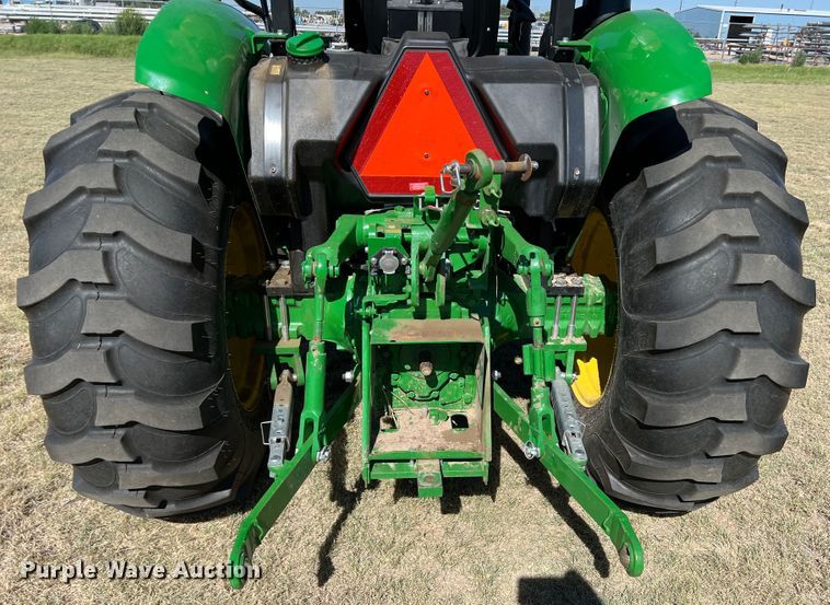 image for item DJ7710 2018 John Deere 5045E  MFWD tractor