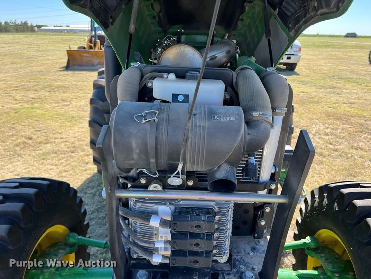 image for item DJ7710 2018 John Deere 5045E  MFWD tractor