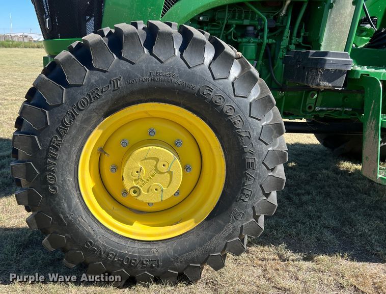 image for item DJ7710 2018 John Deere 5045E  MFWD tractor