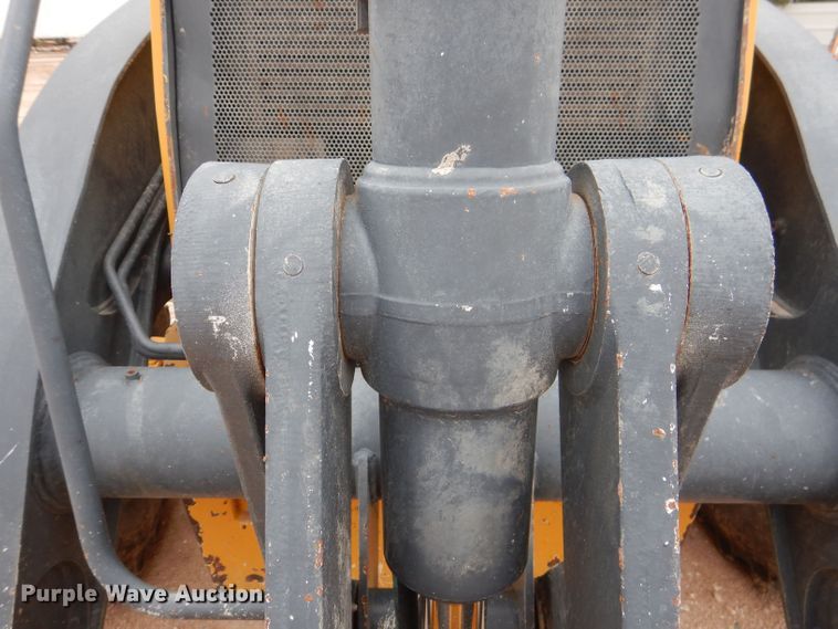 image for item DJ8991 2015 John Deere 310SL  backhoe