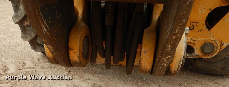 image for item DJ8991 2015 John Deere 310SL  backhoe