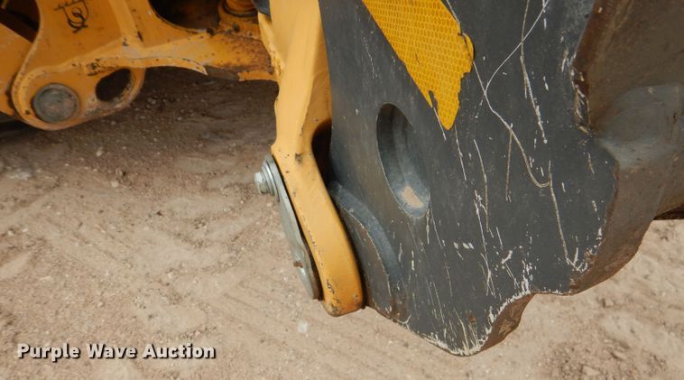 image for item DJ8991 2015 John Deere 310SL  backhoe