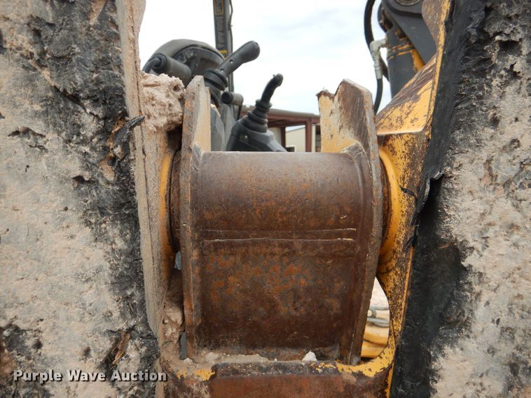 image for item DJ8991 2015 John Deere 310SL  backhoe