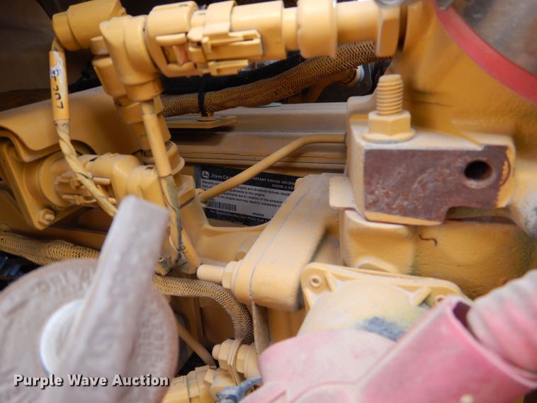 image for item DJ8991 2015 John Deere 310SL  backhoe