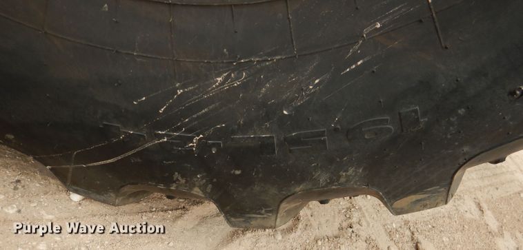 image for item DJ8991 2015 John Deere 310SL  backhoe