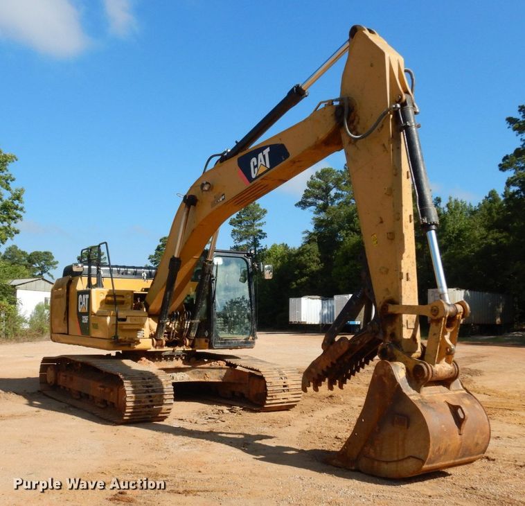 image for item DK0390 2015 Caterpillar 326FL  excavator