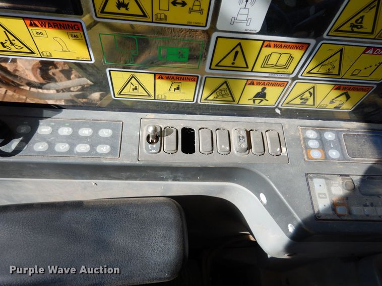 image for item DK0390 2015 Caterpillar 326FL  excavator