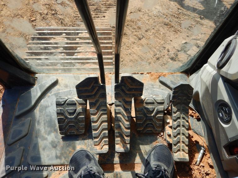 image for item DK0390 2015 Caterpillar 326FL  excavator