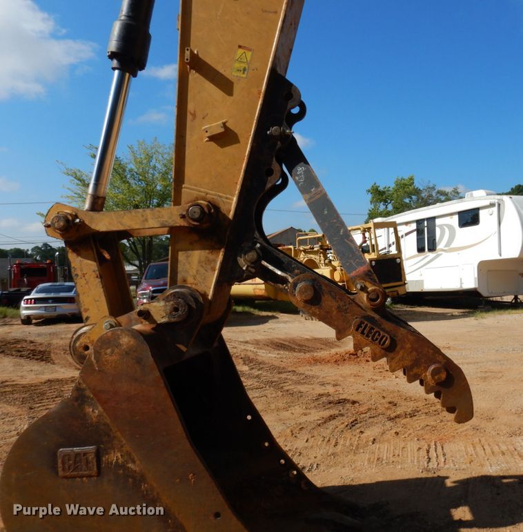 image for item DK0390 2015 Caterpillar 326FL  excavator