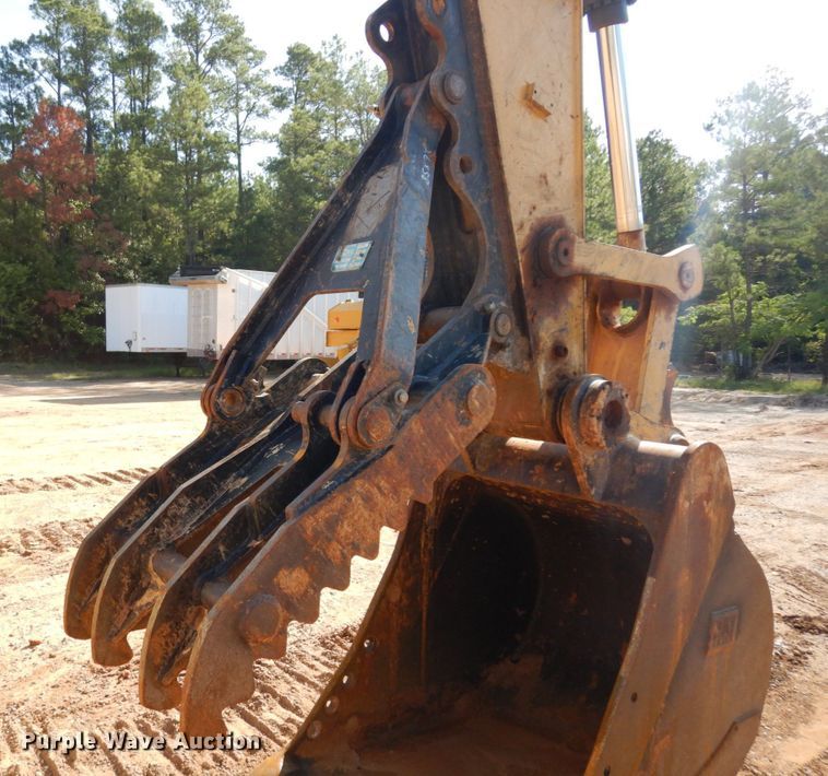 image for item DK0390 2015 Caterpillar 326FL  excavator