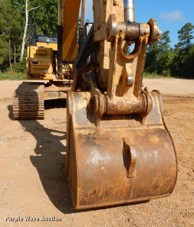 image for item DK0390 2015 Caterpillar 326FL  excavator