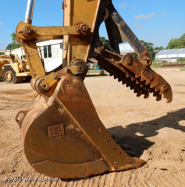 image for item DK0390 2015 Caterpillar 326FL  excavator