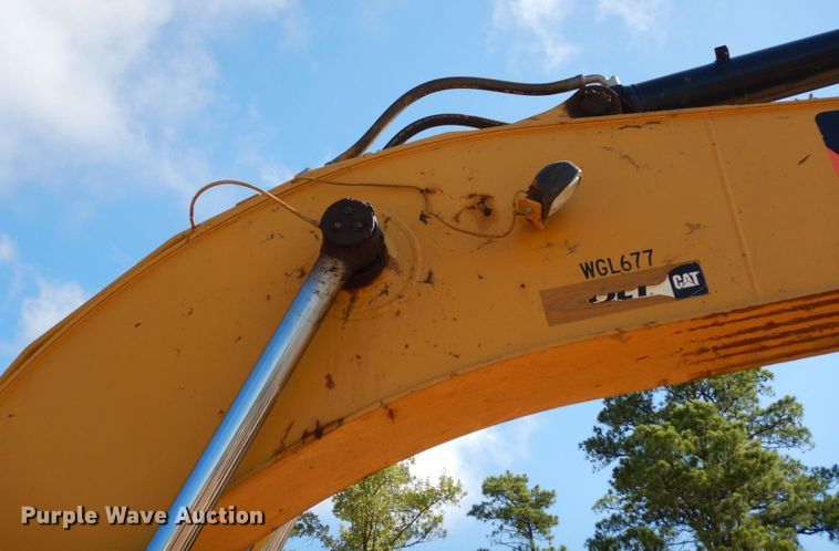 image for item DK0390 2015 Caterpillar 326FL  excavator