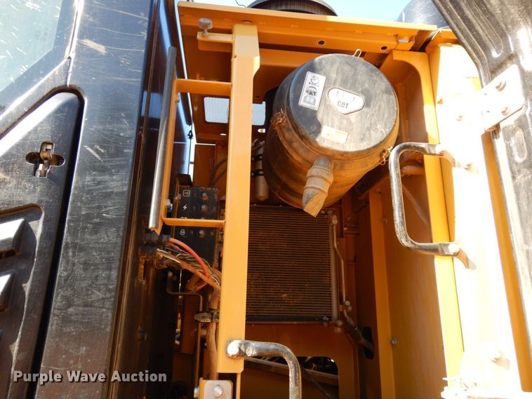 image for item DK0390 2015 Caterpillar 326FL  excavator