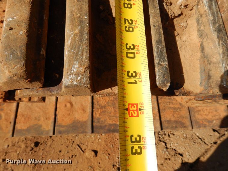 image for item DK0390 2015 Caterpillar 326FL  excavator