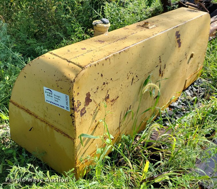 image for item DK2030 Caterpillar D9H  dozer fuel tank
