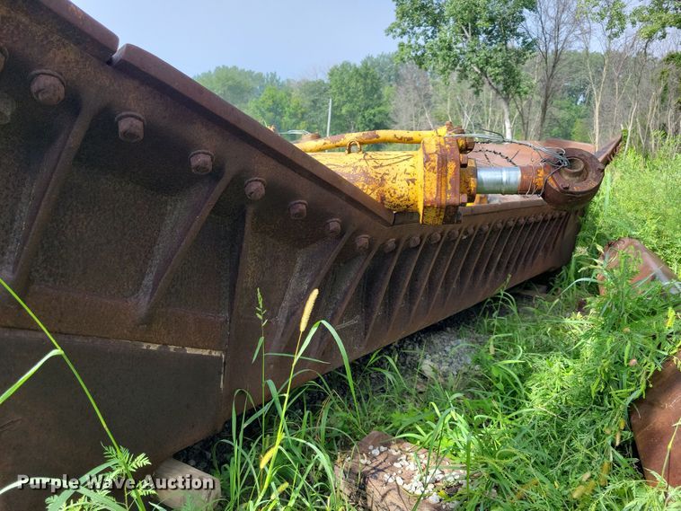 image for item DK2031 Caterpillar D9H  dozer blade