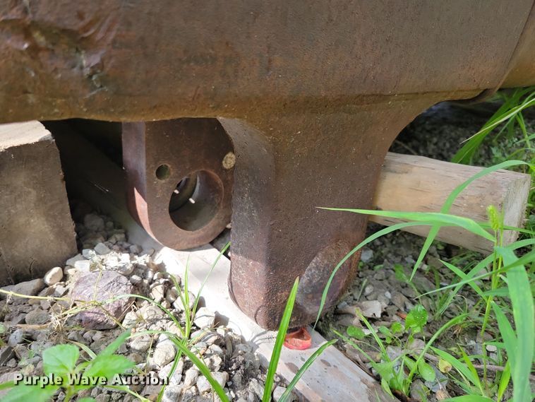 image for item DK2031 Caterpillar D9H  dozer blade