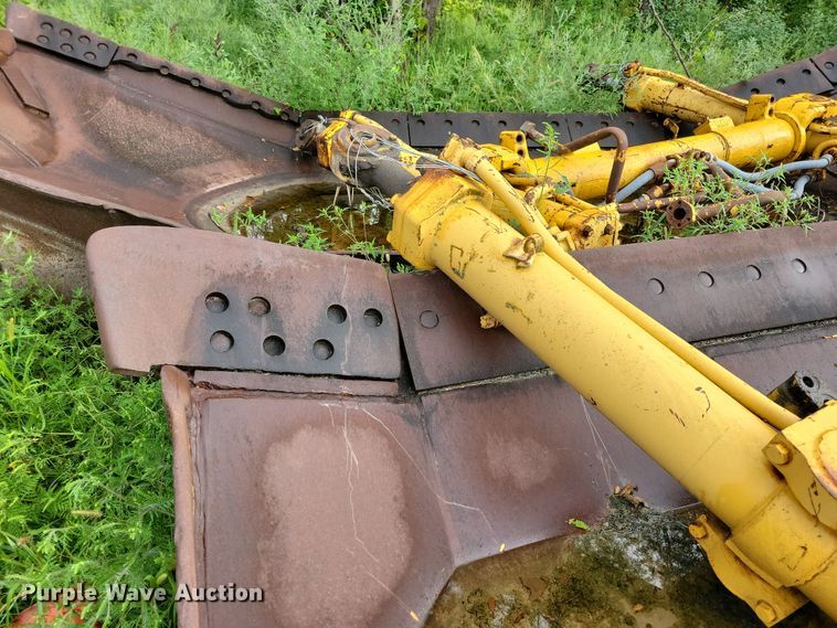 image for item DK2032 Caterpillar D9H  dozer blade