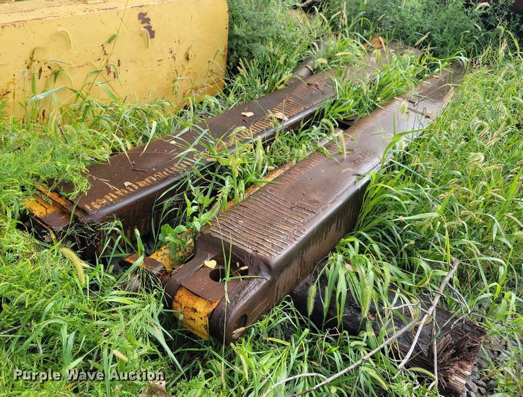 image for item DK2032 Caterpillar D9H  dozer blade