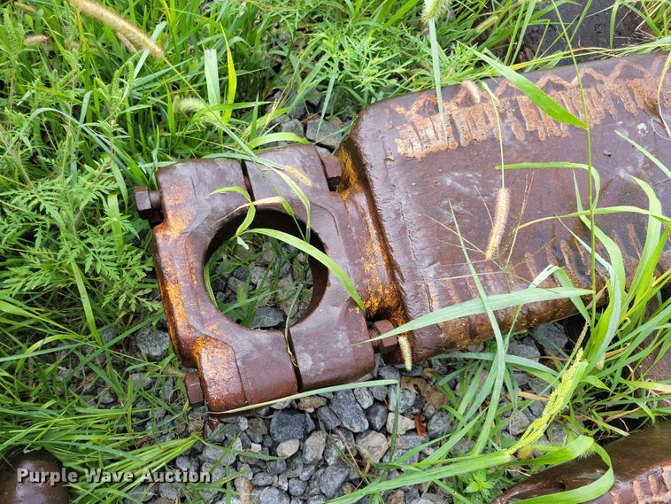 image for item DK2032 Caterpillar D9H  dozer blade