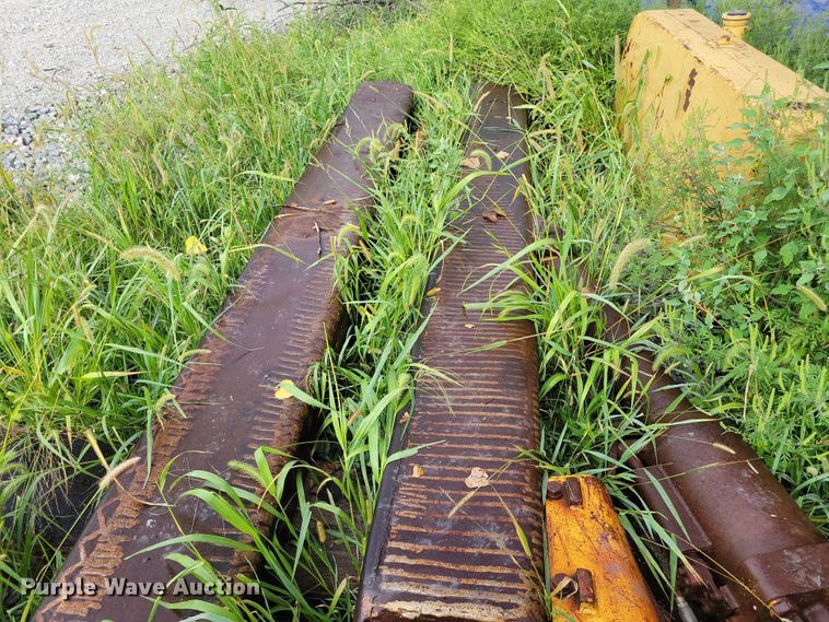 image for item DK2032 Caterpillar D9H  dozer blade